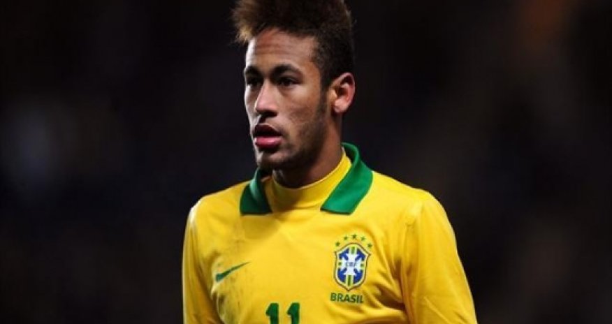 Pele: Neymar not a leader