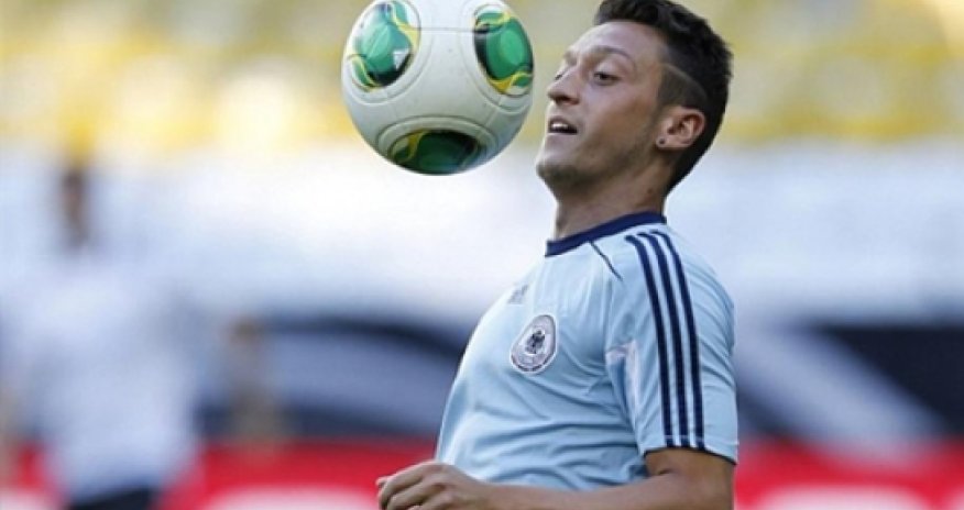 Özil: "Dünya çempionu olmaq istəyirəm"