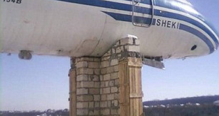 Azerbaijan hopes this unusual restaurant in a plane will become its hottest tourist attraction