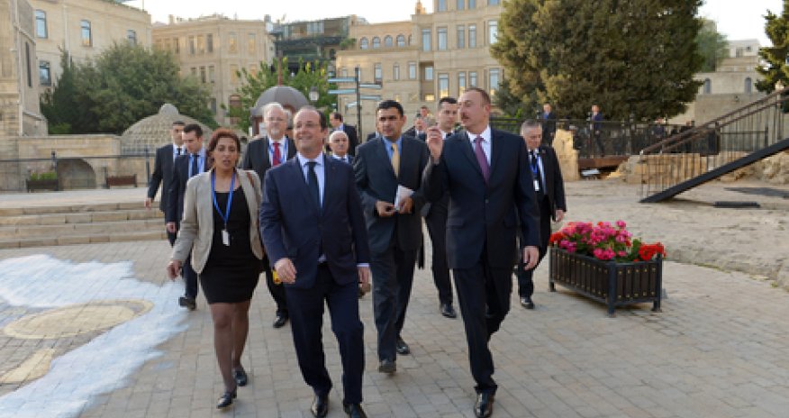 Azərbaycan və Fransa prezidentləri İçərişəhərdə - FOTOLAR