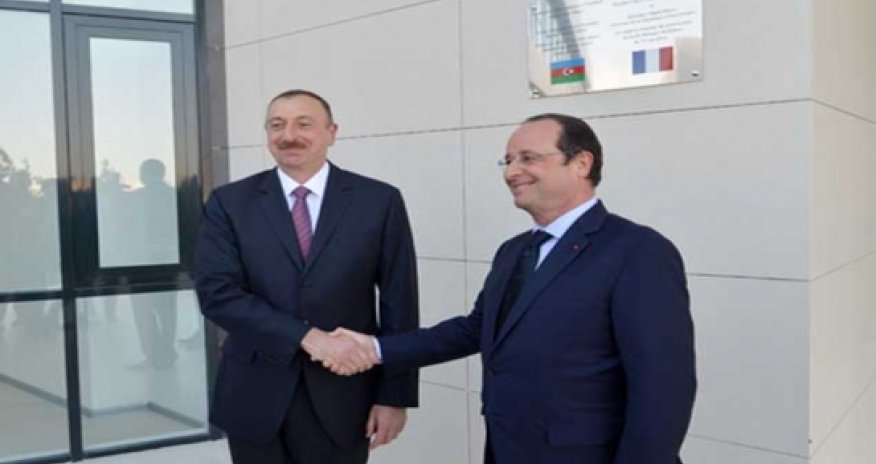 French president attends business forum in Baku