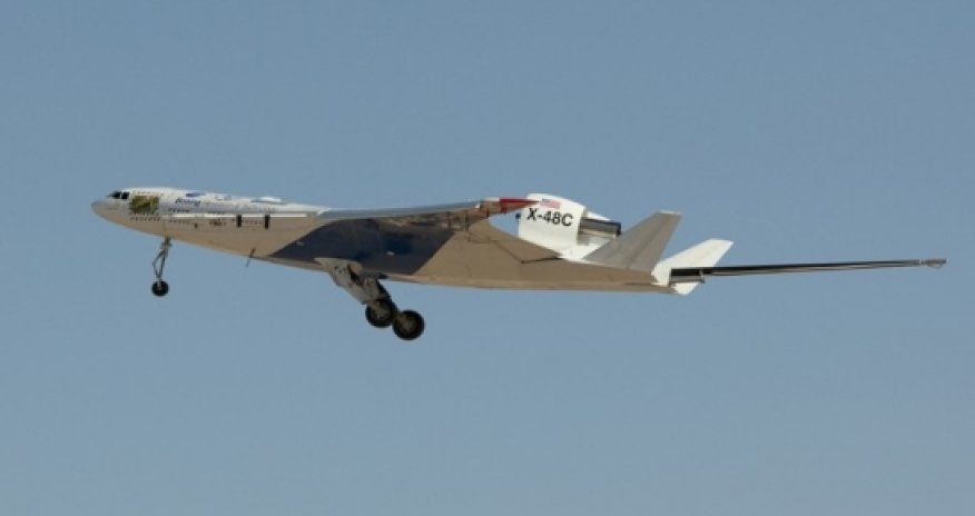 Nasa set to test cleaner, quieter wings