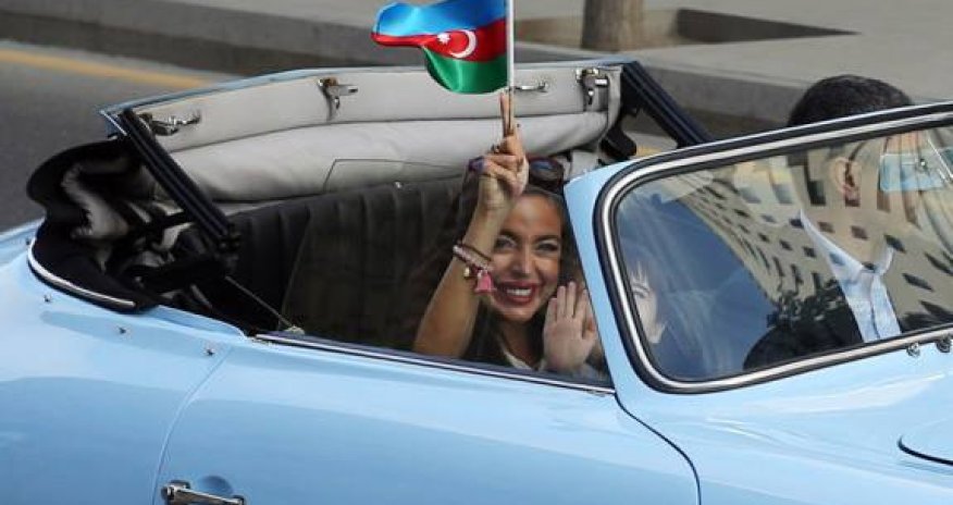 Instagram king's lifestyle is taking a toll on his health - PHOTO