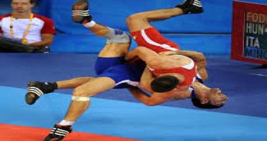 Azerbaijan beats Armenia in wrestling championship