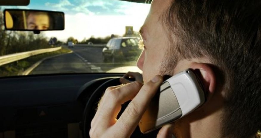 Are phones and driving always a bad mix?