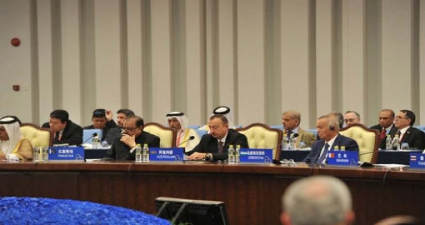Aliyev calls for united effort in fight against terror