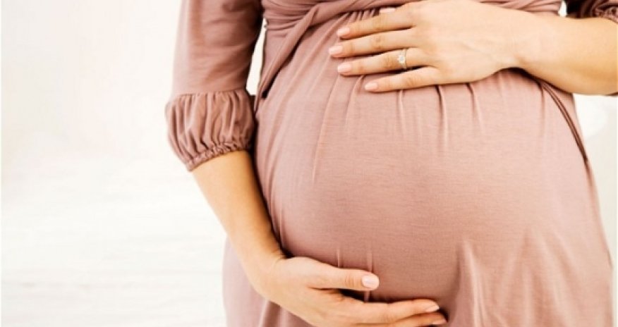 Mothers-to-be who eat junk food before they fall pregnant 'are...