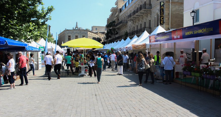 Bakıda "Avropa şəhərciyi" açılıb - FOTO