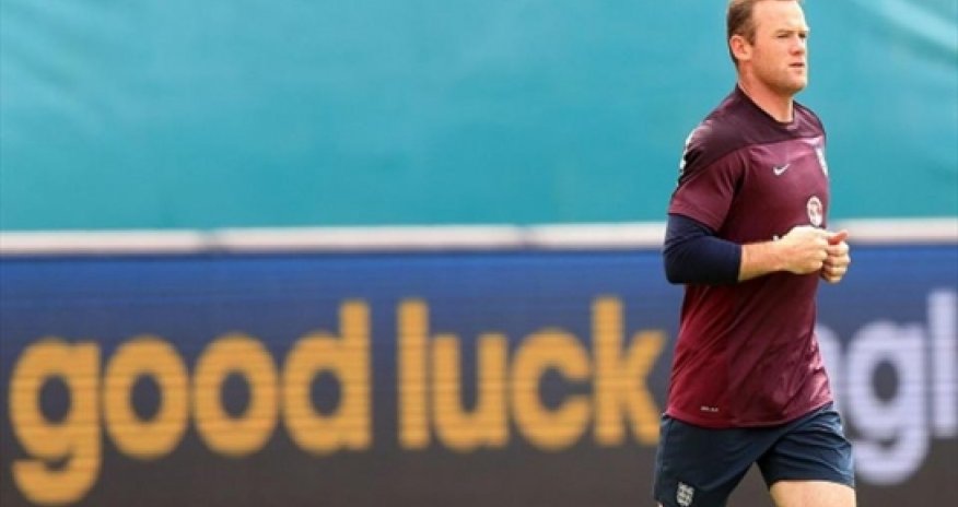 Rooney set for left-wing role