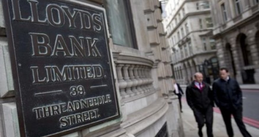 Lloyds quits Russian oil loan deal to avoid government embarrassment