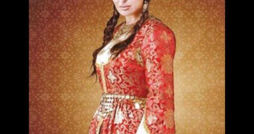 Mehriban Əliyeva milli geyimdə - FOTO