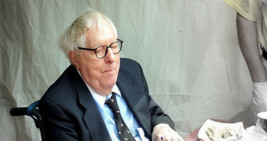 Rey Bredberi. Qaçan yay fəslinin əks-sədası (Hekayə)