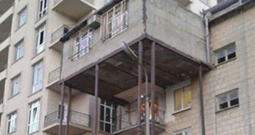 Bakıda "balkon" təhlükəsi - VİDEO