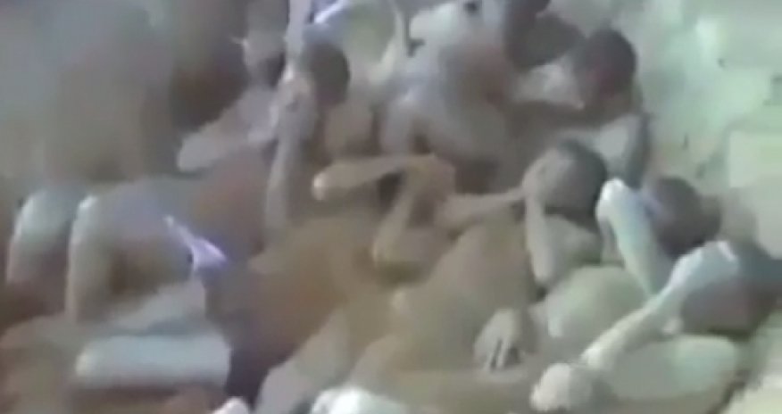 İŞİD uşaqları diri-diri basdırdı - VİDEO