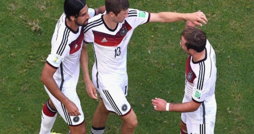 Mueller hat-trick as Germany slay Portugal