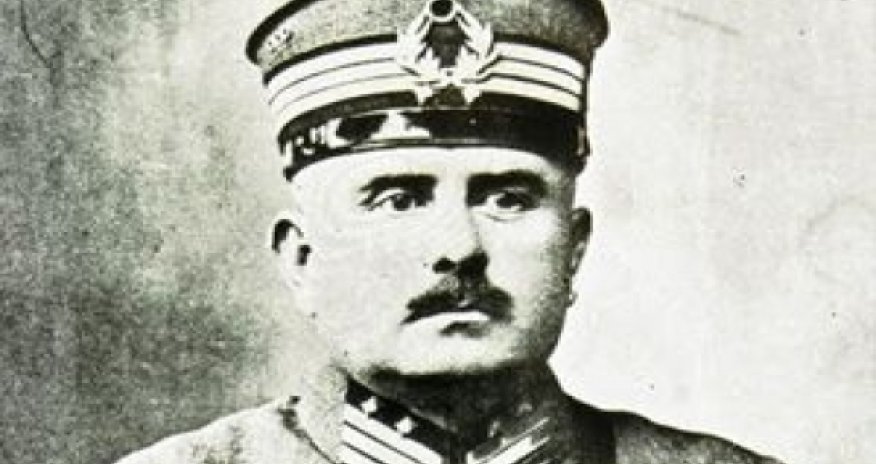 Имя, вычеркнутое из истории Карса - Комментарии