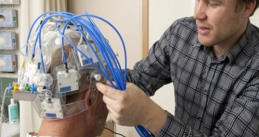 Microwave helmet 'can spot a stroke'