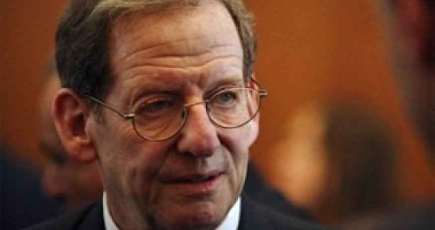 U.S. Ambassador supports education reform