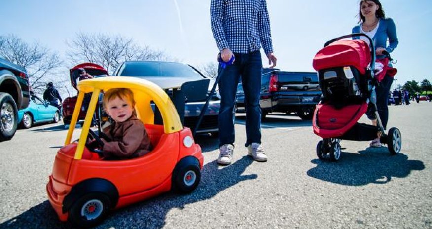 Cozy Coupe: The little car that could - PHOTO
