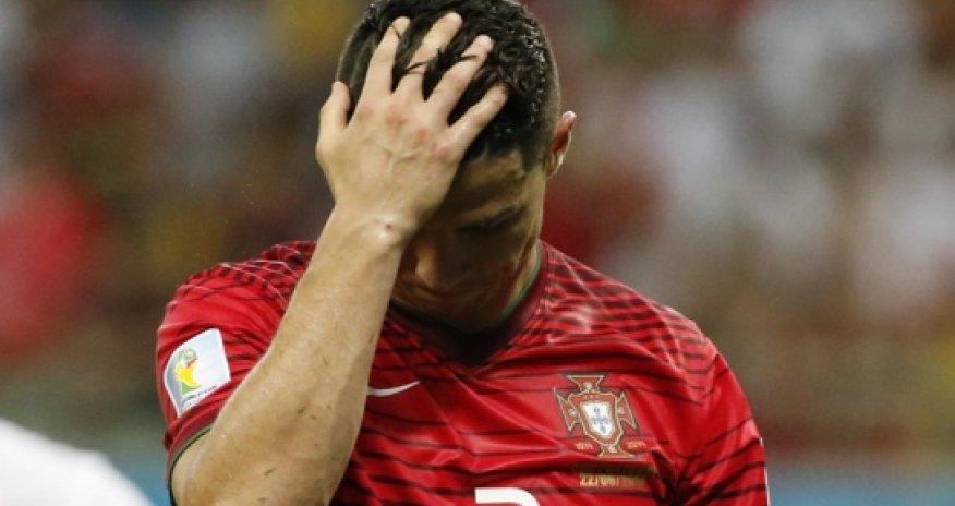 Astonishing Ronaldo hampered by Portugal team-mates