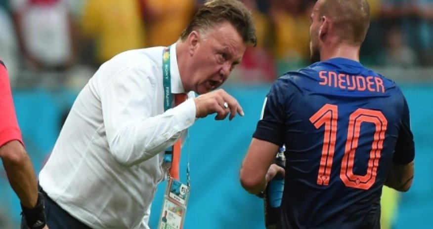 Van Gaal accuses FIFA of dirty 'tricks'
