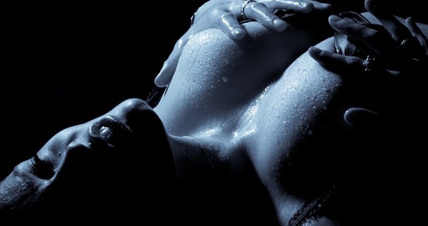 Devout Christian reveals how she turned to a career - PHOTO+VIDEO