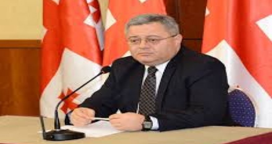 Georgian parliament speaker visits Baku