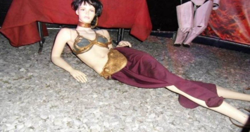 This is the worst Star Wars exhibition ever - PHOTO