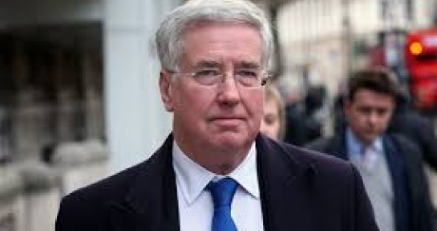 Southern Corridor on agenda as Fallon visits Azerbaijan
