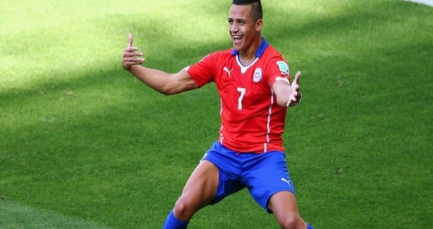 Barcelona forward signs for Arsenal