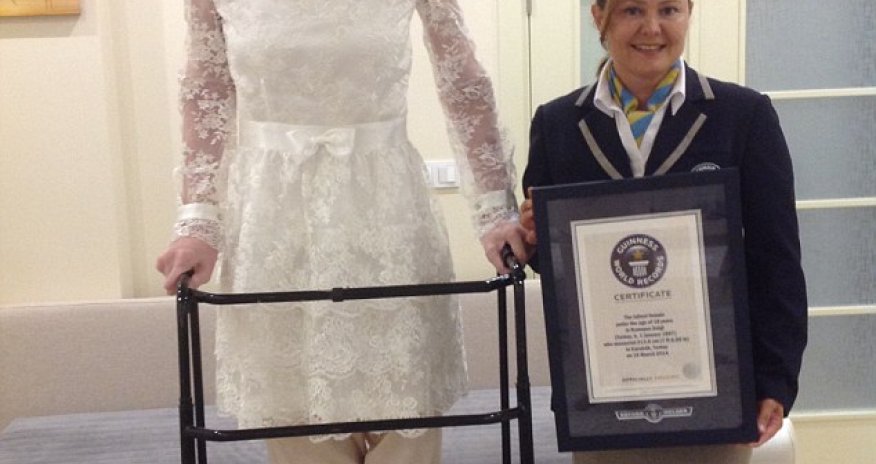 Turkish girl, 17, officially declared world’s tallest teenager - PHOTO