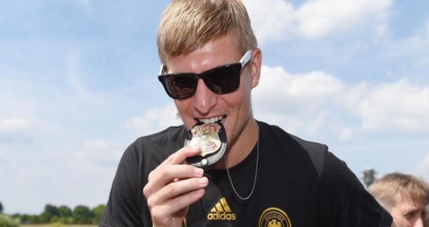Real Madrid sign Toni Kroos from Bayern Munich
