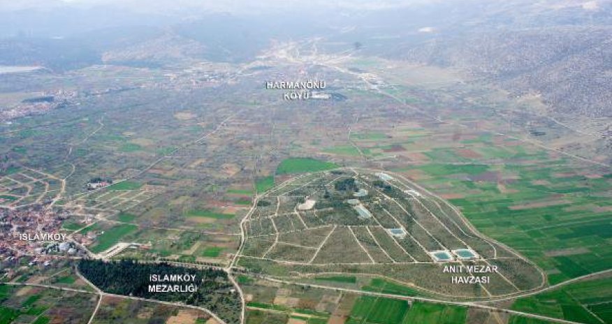 Dəmirəl üçün möhtəşəm məzar hazırlanır - FOTO