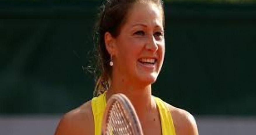 Jovanovski advances in Azerbaijan