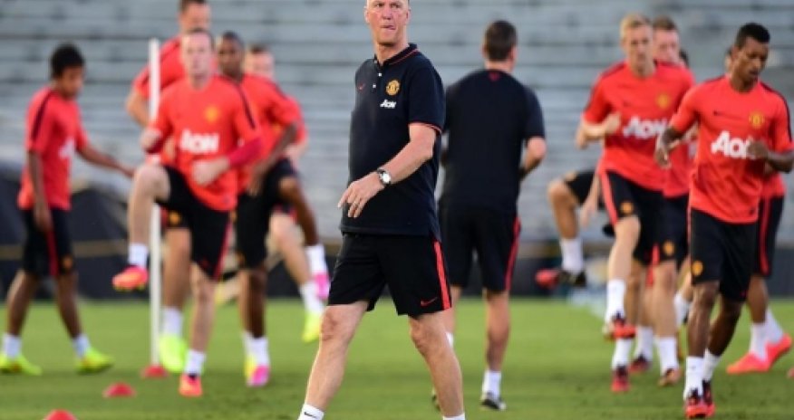 Van Gaal unhappy about United's US trip
