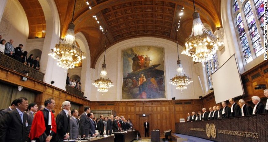 How reluctant dad learned to love his baby girl - PHOTO