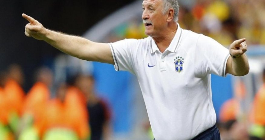 Scolari returns to club management with Gremio