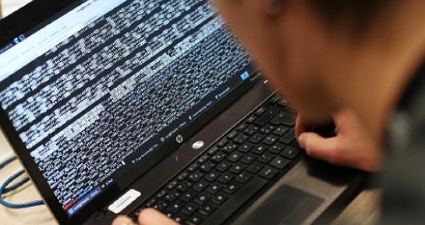 Russian hacker gang amasses 'largest ever' database of 1.2 billion online credentials