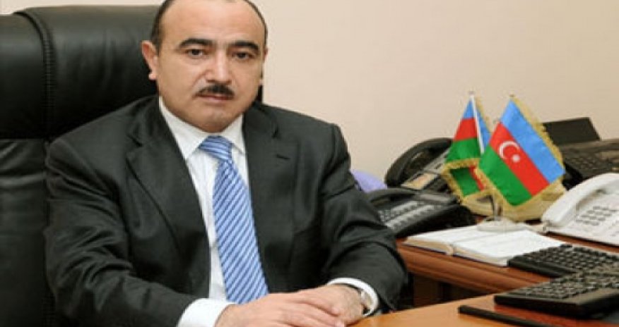 Əli Həsənov Suriyada döyüşən azərbaycanlılardan danışdı