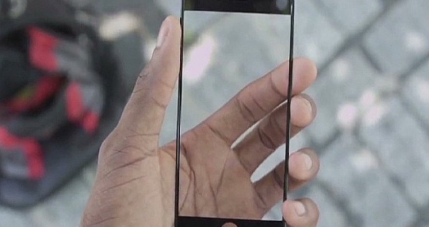 Will bigger iPhones end great one-hand games?