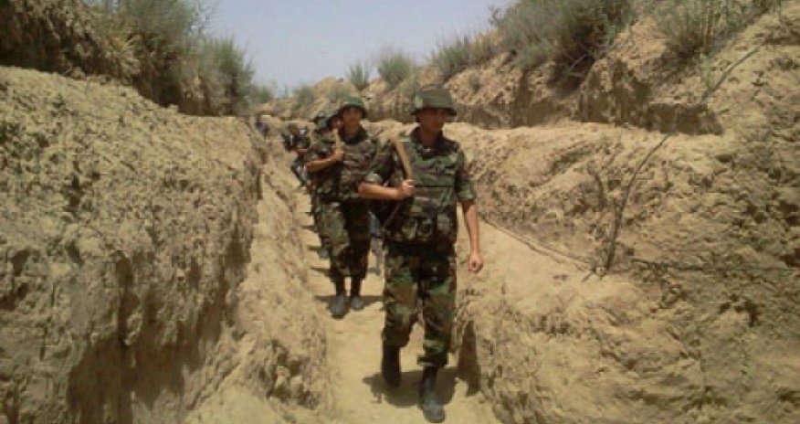 Jurnalistlər cəbhə xəttinə getdi - VİDEO