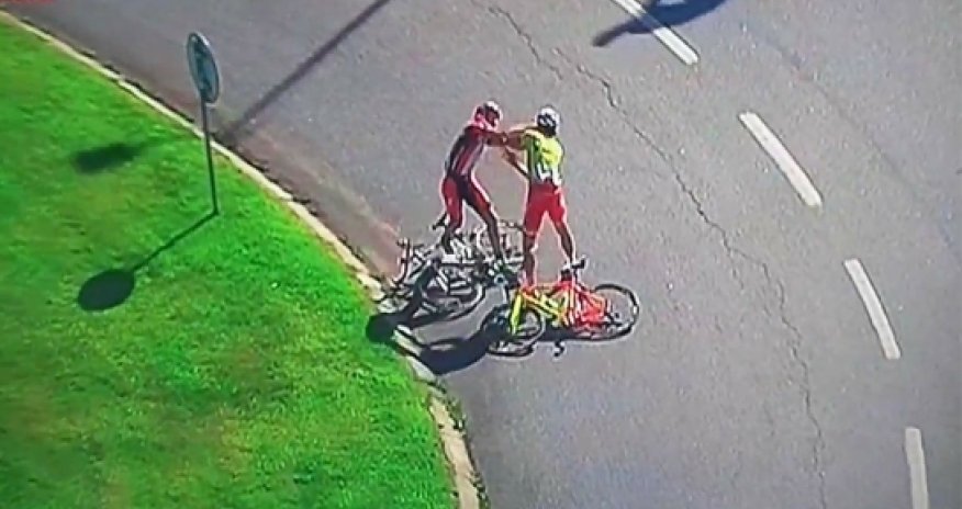 Cyclists get into huge punch-up at the end of four-hour stage