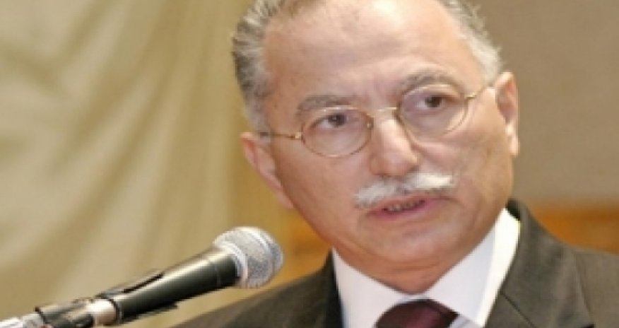İhsanoğlu seçkidə Ərdoğanı ötdü - Azərbaycanda