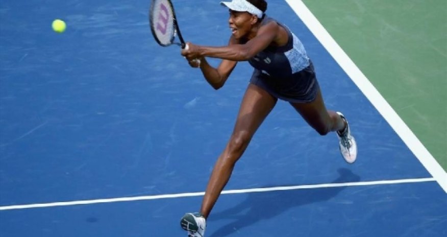 Venus falls at first hurdle in Cincinnati