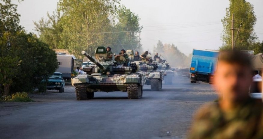 Putin diplomacy calming Azeri, Armenian bondholders