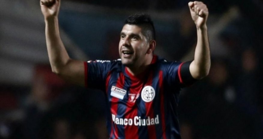 Crucial penalty gives San Lorenzo first Copa Libertadores