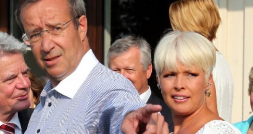 Başqası ilə görüşən Estoniyanın birinci xanımı ərinə müraciət etdi - FOTO