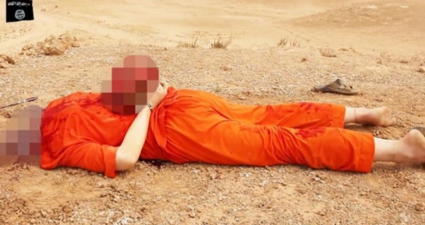 American journalist James Wright Foley in graphic GRAPHIC IMAGES - WARNING