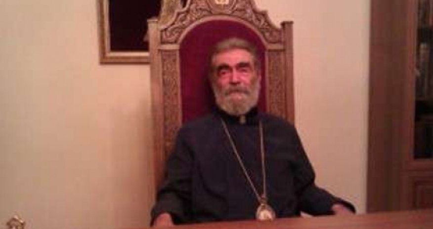 Erməni keşişi: "Qarabağı verməliyik"