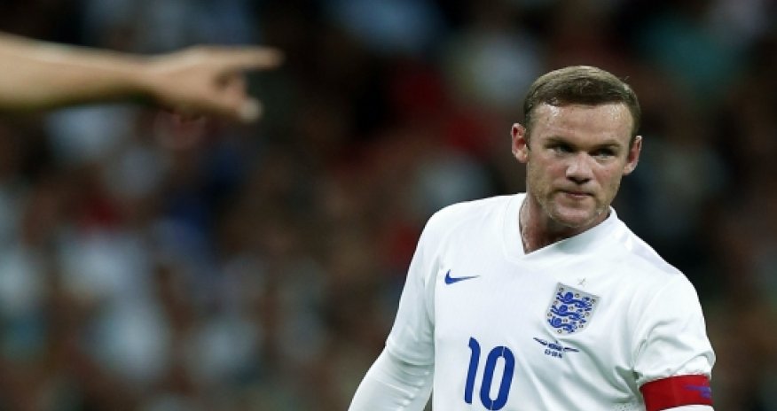 Time to stop pointing finger of blame at selfless whipping boy Wayne Rooney